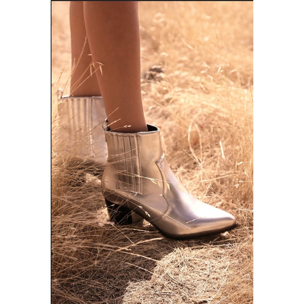 New Glamorous Silver Pointed-Toe Ankle Bootie's‎ western style shiny  women's 8